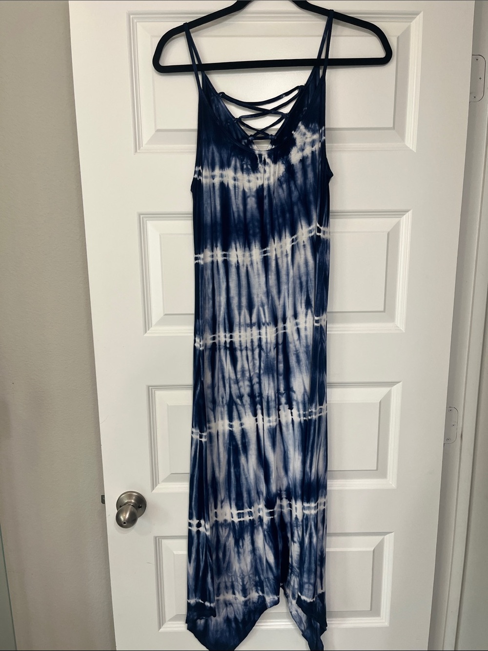 a.n.a Navy and White Tie-Dye Crisscross Back Maxi Dress
